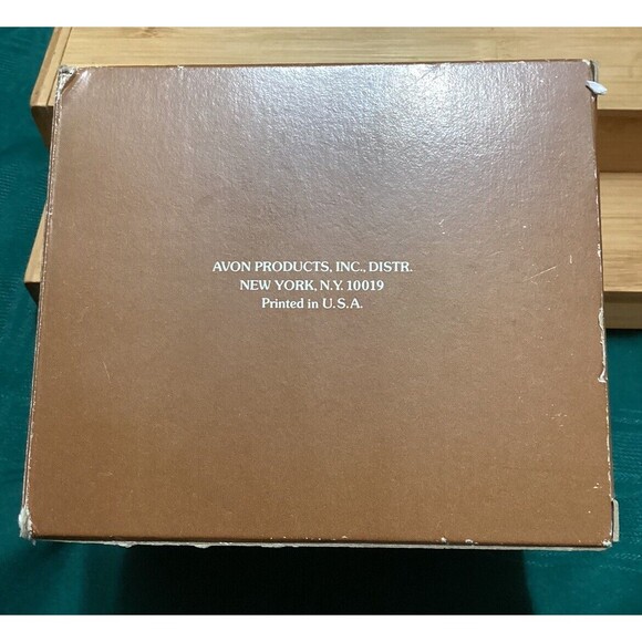 Vintage Avon Gingerbread House Candle Frankincense And Myrrh Fragrance Boxed - Picture 13 of 16